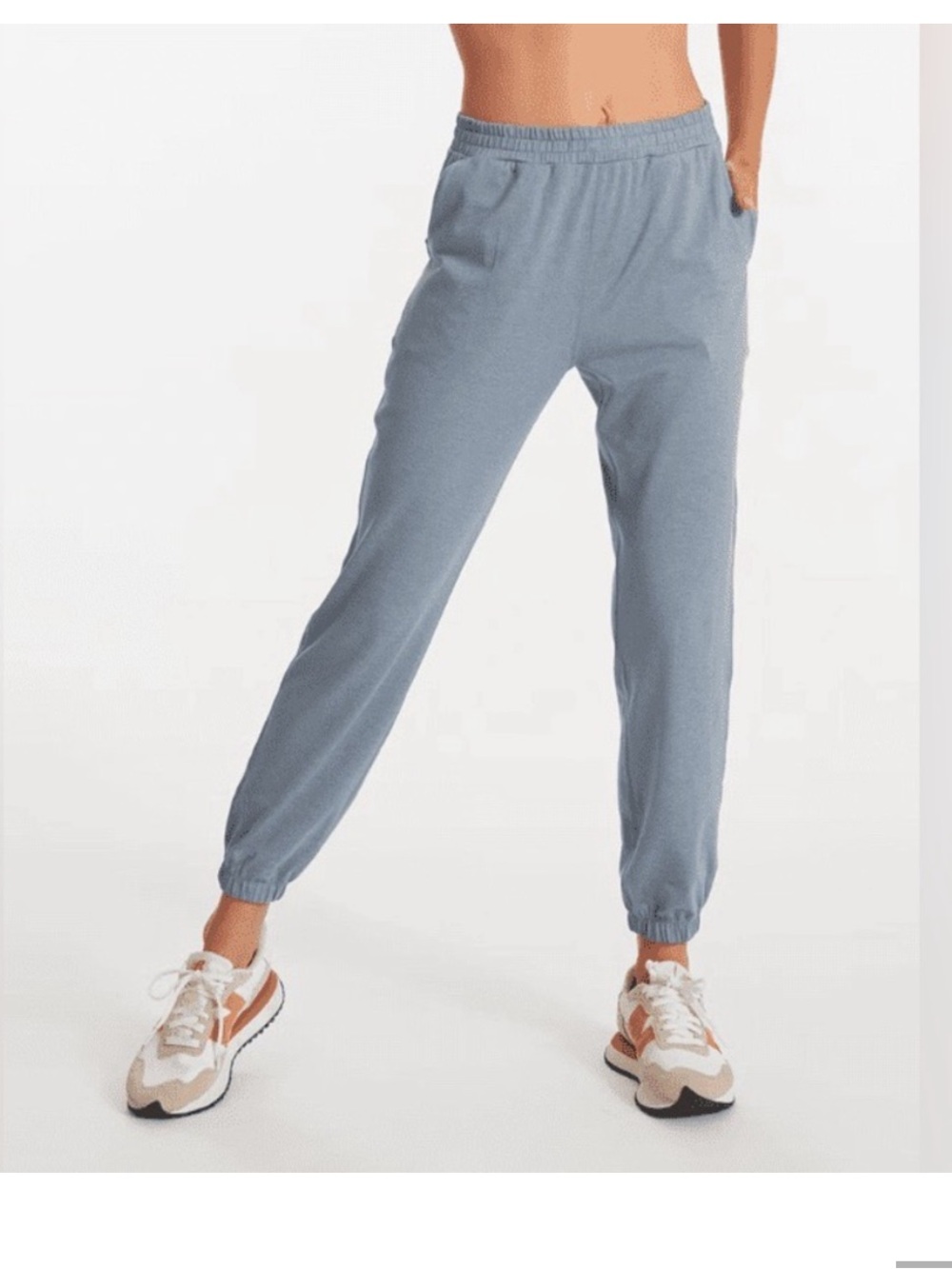 Vuori Women’s Flint Blue Boyfriend Sweatpants Large